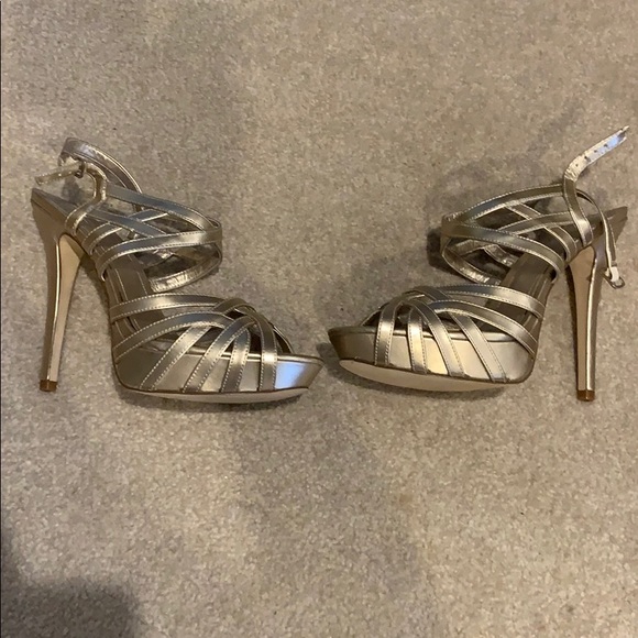New Aldo Gold High Heel Sandals Sz 41 - Picture 3 of 5